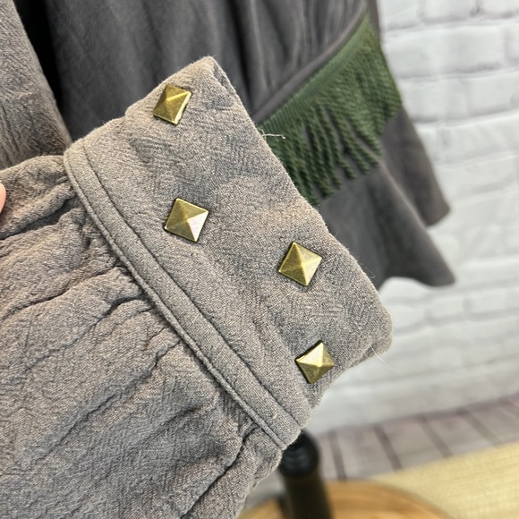 ⭐️Adorned Crown textile gauzy FREE embroidered tassel waist jacket size sm - Picture 6 of 13